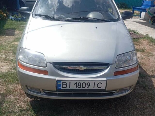 Сірий Шевроле Авео, об'ємом двигуна 1.5 л та пробігом 215 тис. км за 3300 $, фото 1 на Automoto.ua