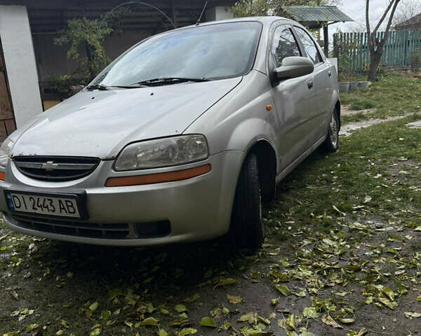 Серый Шевроле Авео, объемом двигателя 1.5 л и пробегом 214 тыс. км за 2300 $, фото 1 на Automoto.ua