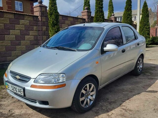 Серый Шевроле Авео, объемом двигателя 0 л и пробегом 200 тыс. км за 1700 $, фото 1 на Automoto.ua