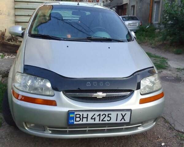 Сірий Шевроле Авео, об'ємом двигуна 1.5 л та пробігом 327 тис. км за 3000 $, фото 1 на Automoto.ua