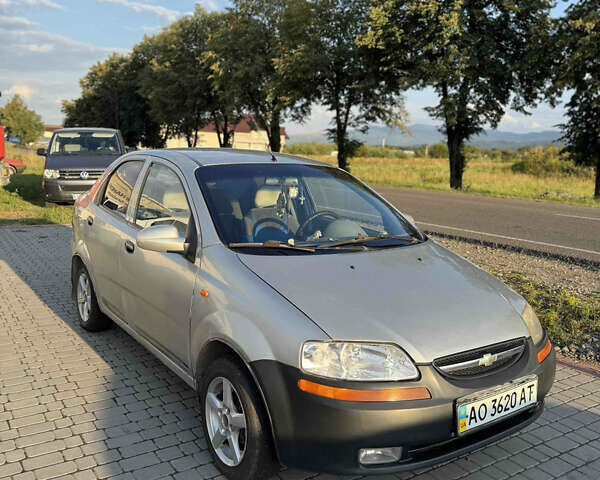 Серый Шевроле Авео, объемом двигателя 0 л и пробегом 200 тыс. км за 1300 $, фото 1 на Automoto.ua