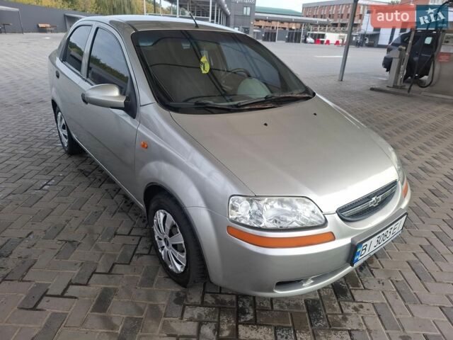 Серый Шевроле Авео, объемом двигателя 1.5 л и пробегом 160 тыс. км за 2500 $, фото 1 на Automoto.ua