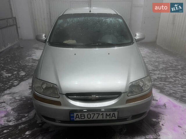 Серый Шевроле Авео, объемом двигателя 1.5 л и пробегом 319 тыс. км за 2550 $, фото 1 на Automoto.ua