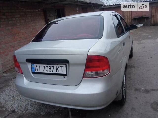 Серый Шевроле Авео, объемом двигателя 1.5 л и пробегом 270 тыс. км за 2400 $, фото 1 на Automoto.ua