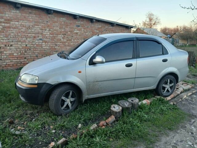 Серый Шевроле Авео, объемом двигателя 0 л и пробегом 355 тыс. км за 2500 $, фото 1 на Automoto.ua