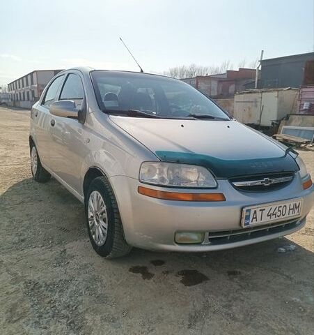 Серый Шевроле Авео, объемом двигателя 1.5 л и пробегом 293 тыс. км за 2900 $, фото 1 на Automoto.ua