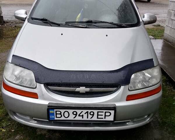 Серый Шевроле Авео, объемом двигателя 1.5 л и пробегом 240 тыс. км за 2350 $, фото 1 на Automoto.ua