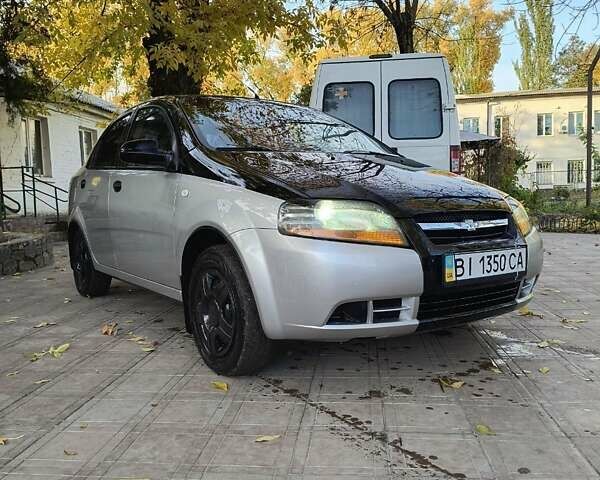 Серый Шевроле Авео, объемом двигателя 1.5 л и пробегом 340 тыс. км за 2500 $, фото 1 на Automoto.ua