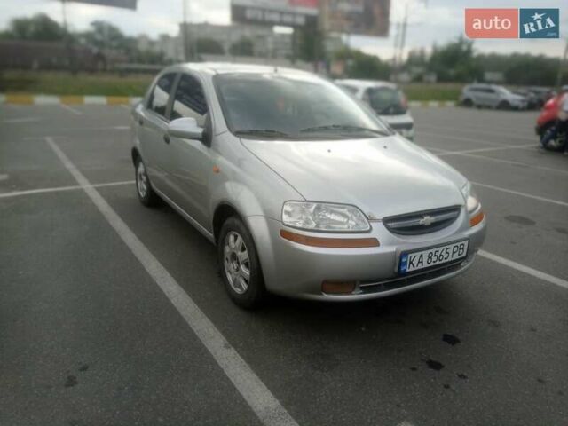 Серый Шевроле Авео, объемом двигателя 1.5 л и пробегом 142 тыс. км за 2850 $, фото 1 на Automoto.ua