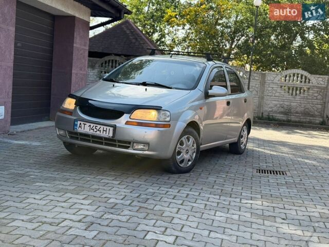 Серый Шевроле Авео, объемом двигателя 1.5 л и пробегом 280 тыс. км за 1350 $, фото 1 на Automoto.ua