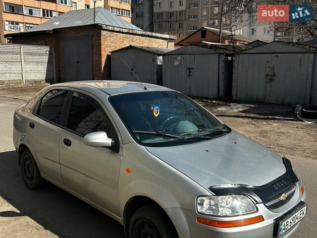 Серый Шевроле Авео, объемом двигателя 1.5 л и пробегом 215 тыс. км за 2200 $, фото 1 на Automoto.ua