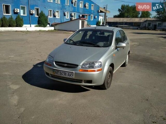 Серый Шевроле Авео, объемом двигателя 1.5 л и пробегом 142 тыс. км за 3500 $, фото 1 на Automoto.ua