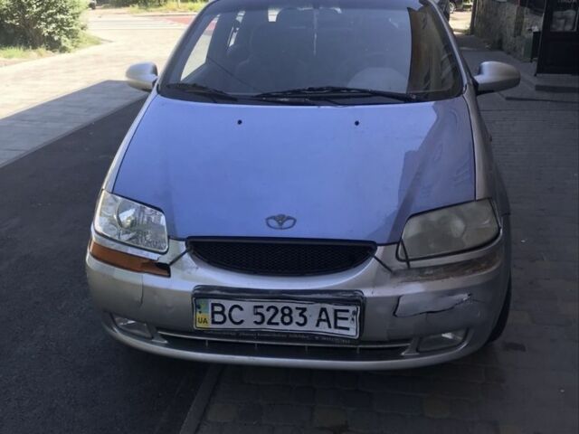 Серый Шевроле Авео, объемом двигателя 1.5 л и пробегом 200 тыс. км за 1400 $, фото 1 на Automoto.ua