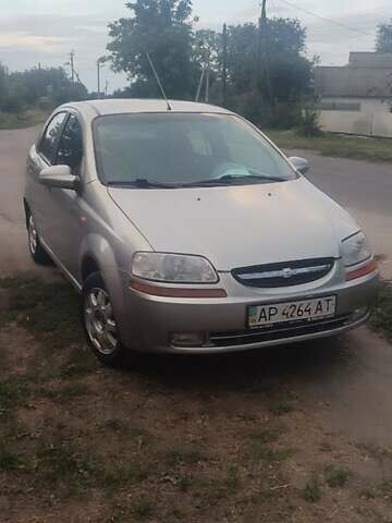 Сірий Шевроле Авео, об'ємом двигуна 1.5 л та пробігом 260 тис. км за 2500 $, фото 1 на Automoto.ua