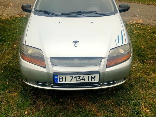 Сірий Шевроле Авео, об'ємом двигуна 1.5 л та пробігом 234 тис. км за 2700 $, фото 1 на Automoto.ua