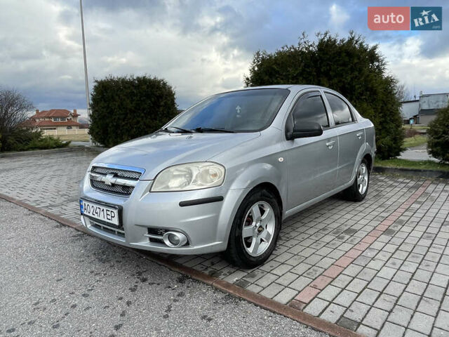 Серый Шевроле Авео, объемом двигателя 1.4 л и пробегом 240 тыс. км за 2450 $, фото 1 на Automoto.ua