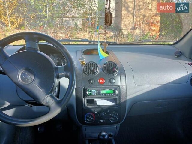 Сірий Шевроле Авео, об'ємом двигуна 1.5 л та пробігом 227 тис. км за 2500 $, фото 1 на Automoto.ua