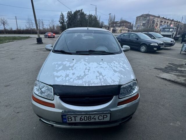 Сірий Шевроле Авео, об'ємом двигуна 1.5 л та пробігом 350 тис. км за 2200 $, фото 1 на Automoto.ua