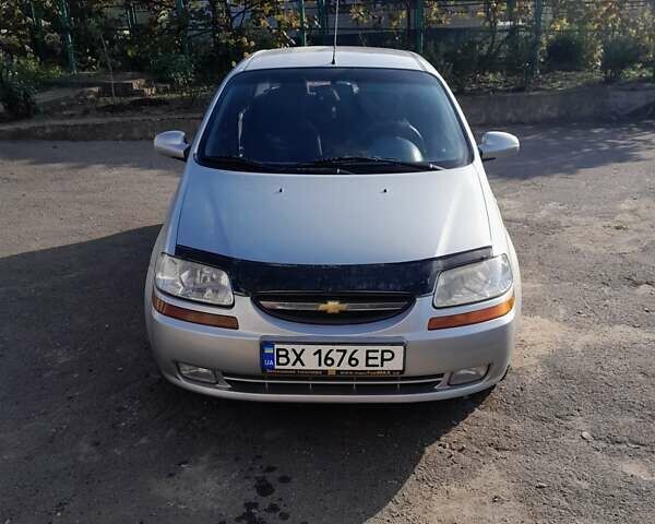 Серый Шевроле Авео, объемом двигателя 1.5 л и пробегом 178 тыс. км за 2800 $, фото 1 на Automoto.ua