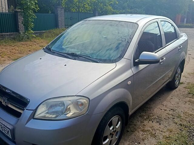 Сірий Шевроле Авео, об'ємом двигуна 1.4 л та пробігом 230 тис. км за 4100 $, фото 1 на Automoto.ua