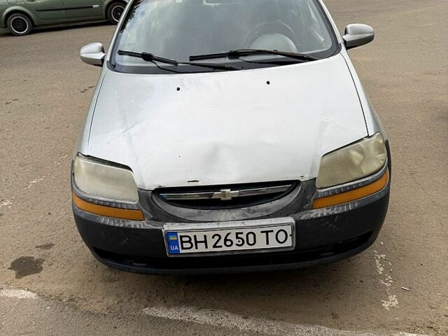 Серый Шевроле Авео, объемом двигателя 1.5 л и пробегом 123 тыс. км за 2200 $, фото 1 на Automoto.ua