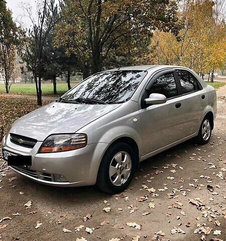 Сірий Шевроле Авео, об'ємом двигуна 1.5 л та пробігом 134 тис. км за 4800 $, фото 1 на Automoto.ua