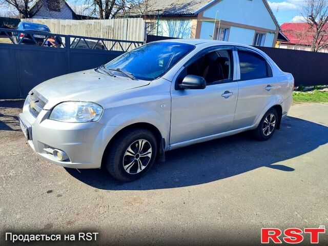 Сірий Шевроле Авео, об'ємом двигуна 1.5 л та пробігом 220 тис. км за 2900 $, фото 1 на Automoto.ua
