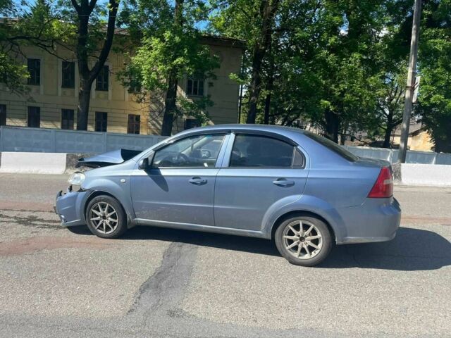 Серый Шевроле Авео, объемом двигателя 0 л и пробегом 205 тыс. км за 1500 $, фото 1 на Automoto.ua