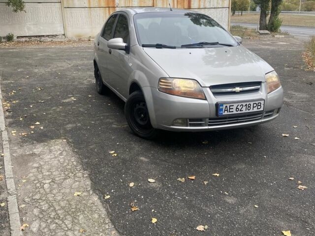 Сірий Шевроле Авео, об'ємом двигуна 1.5 л та пробігом 300 тис. км за 2650 $, фото 1 на Automoto.ua