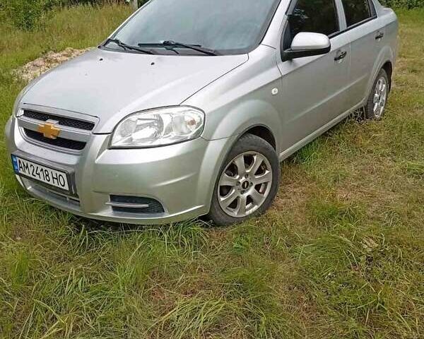 Сірий Шевроле Авео, об'ємом двигуна 1.5 л та пробігом 187 тис. км за 3200 $, фото 1 на Automoto.ua