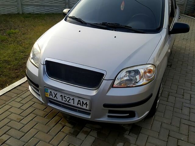 Сірий Шевроле Авео, об'ємом двигуна 1.5 л та пробігом 155 тис. км за 4099 $, фото 1 на Automoto.ua