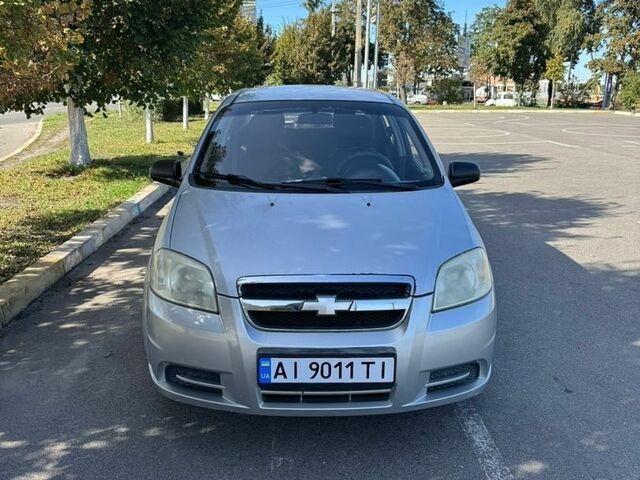 Серый Шевроле Авео, объемом двигателя 1.5 л и пробегом 360 тыс. км за 2500 $, фото 1 на Automoto.ua