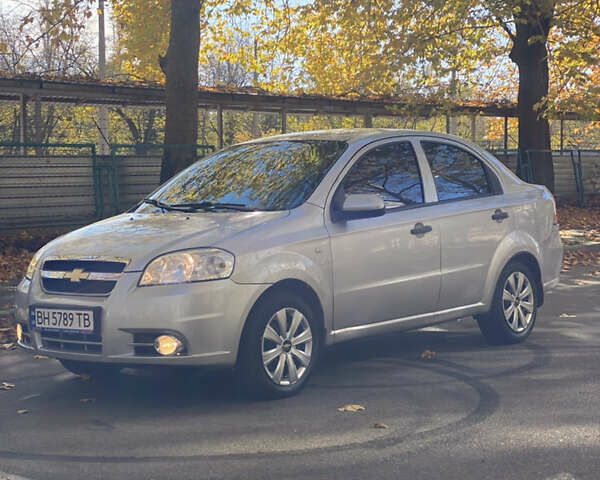 Шевроле Авео 2006 в Николаеве на Automoto.ua Серый Шевроле Авео, объемом двигателя 1.5 л и пробегом 283 тыс. км за 3550 $, фото 1 на Automoto.ua