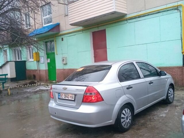 Серый Шевроле Авео, объемом двигателя 1.5 л и пробегом 198 тыс. км за 2700 $, фото 1 на Automoto.ua