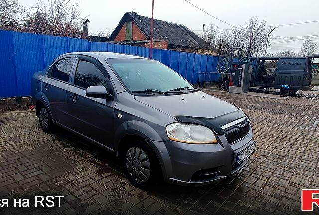 Сірий Шевроле Авео, об'ємом двигуна 1.5 л та пробігом 242 тис. км за 3500 $, фото 1 на Automoto.ua