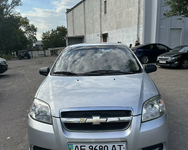 Серый Шевроле Авео, объемом двигателя 1.5 л и пробегом 190 тыс. км за 2700 $, фото 1 на Automoto.ua