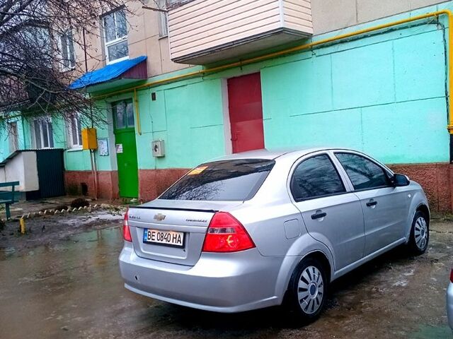 Серый Шевроле Авео, объемом двигателя 1.5 л и пробегом 19800 тыс. км за 2700 $, фото 1 на Automoto.ua