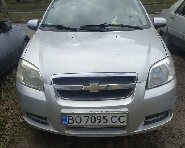 Серый Шевроле Авео, объемом двигателя 1.4 л и пробегом 170 тыс. км за 2500 $, фото 1 на Automoto.ua