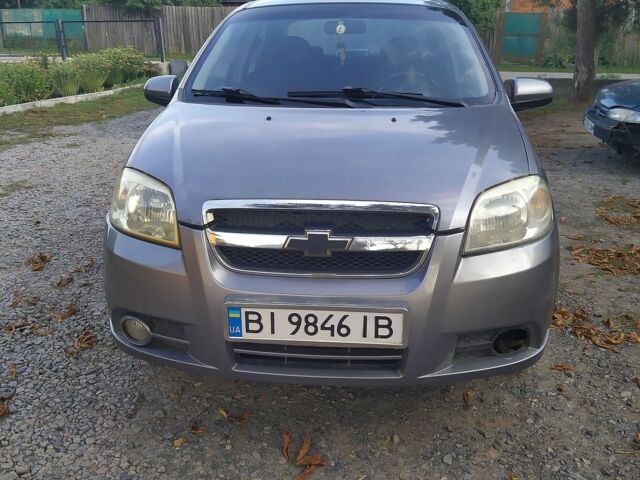 Серый Шевроле Авео, объемом двигателя 1.5 л и пробегом 250 тыс. км за 3000 $, фото 1 на Automoto.ua