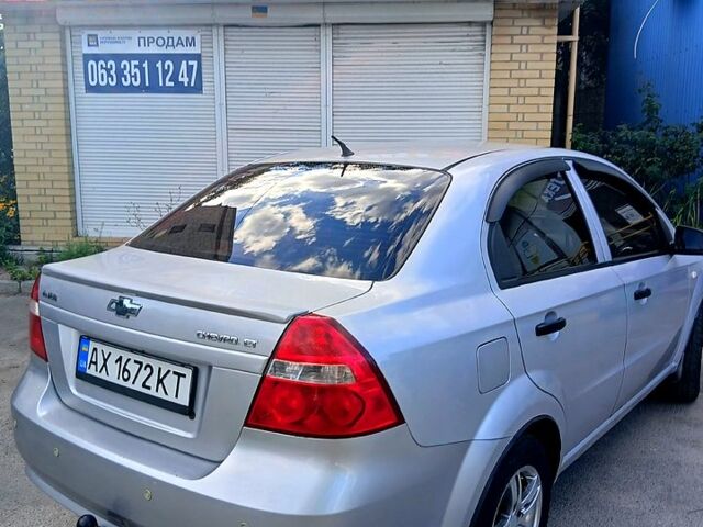 Серый Шевроле Авео, объемом двигателя 1.5 л и пробегом 228 тыс. км за 2650 $, фото 1 на Automoto.ua