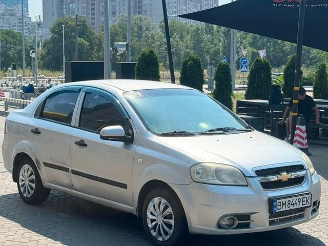 Серый Шевроле Авео, объемом двигателя 1.5 л и пробегом 329 тыс. км за 1800 $, фото 1 на Automoto.ua