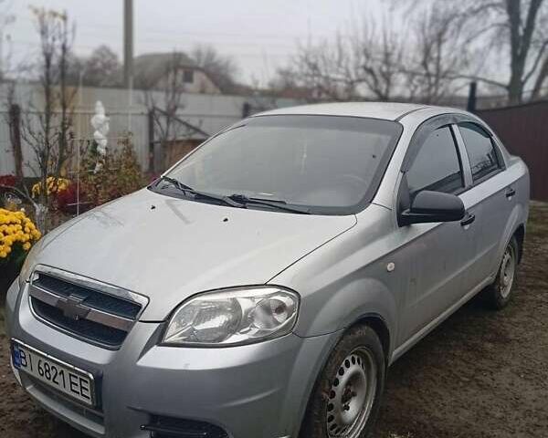 Сірий Шевроле Авео, об'ємом двигуна 1.5 л та пробігом 321 тис. км за 3200 $, фото 1 на Automoto.ua