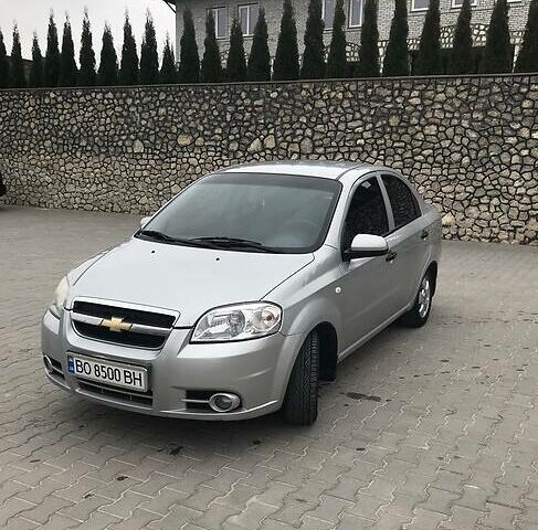 Сірий Шевроле Авео, об'ємом двигуна 1.5 л та пробігом 117 тис. км за 5500 $, фото 1 на Automoto.ua