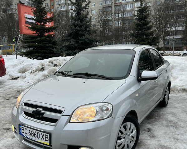 Сірий Шевроле Авео, об'ємом двигуна 1.6 л та пробігом 109 тис. км за 4400 $, фото 1 на Automoto.ua