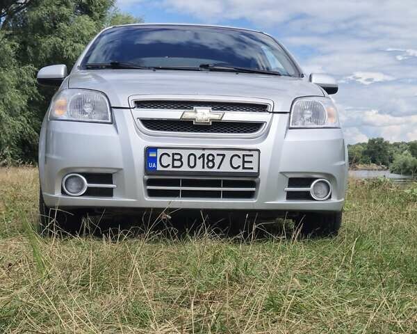 Сірий Шевроле Авео, об'ємом двигуна 1.6 л та пробігом 166 тис. км за 3900 $, фото 1 на Automoto.ua