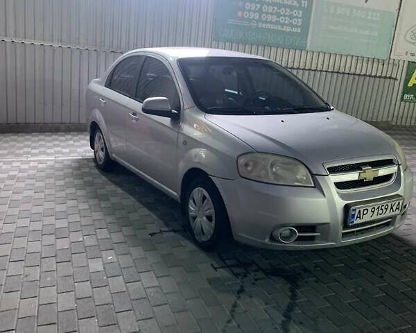 Серый Шевроле Авео, объемом двигателя 1.6 л и пробегом 207 тыс. км за 4000 $, фото 1 на Automoto.ua