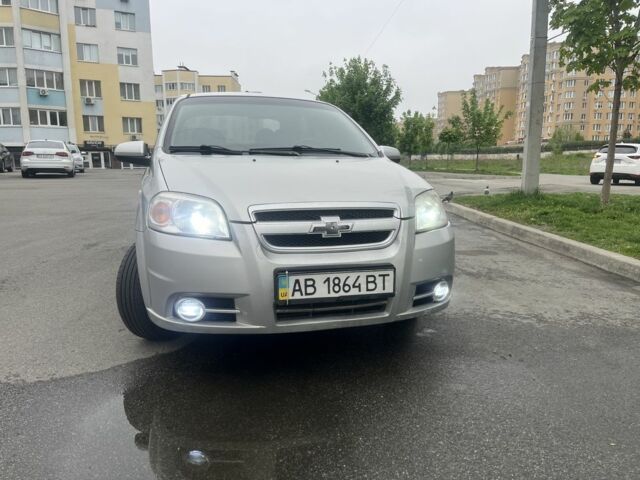 Серый Шевроле Авео, объемом двигателя 1.6 л и пробегом 331 тыс. км за 3100 $, фото 1 на Automoto.ua