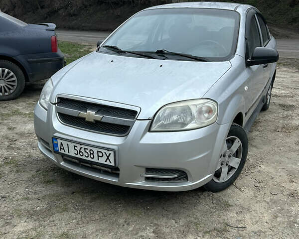 Сірий Шевроле Авео, об'ємом двигуна 1.5 л та пробігом 284 тис. км за 2850 $, фото 1 на Automoto.ua