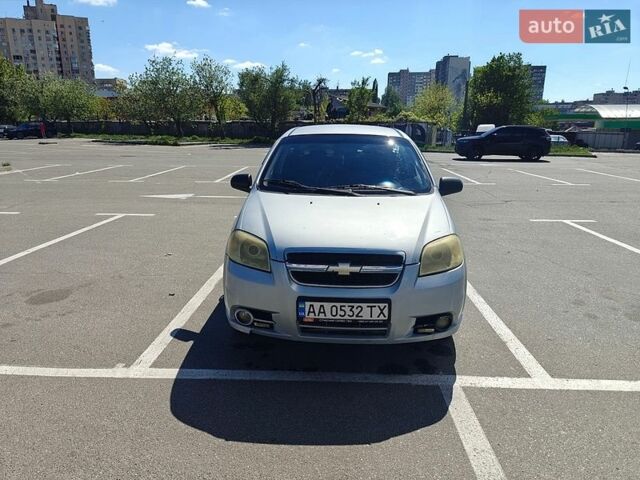 Серый Шевроле Авео, объемом двигателя 1.5 л и пробегом 363 тыс. км за 4200 $, фото 1 на Automoto.ua