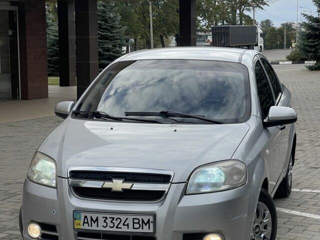 Серый Шевроле Авео, объемом двигателя 1.5 л и пробегом 161 тыс. км за 4999 $, фото 1 на Automoto.ua